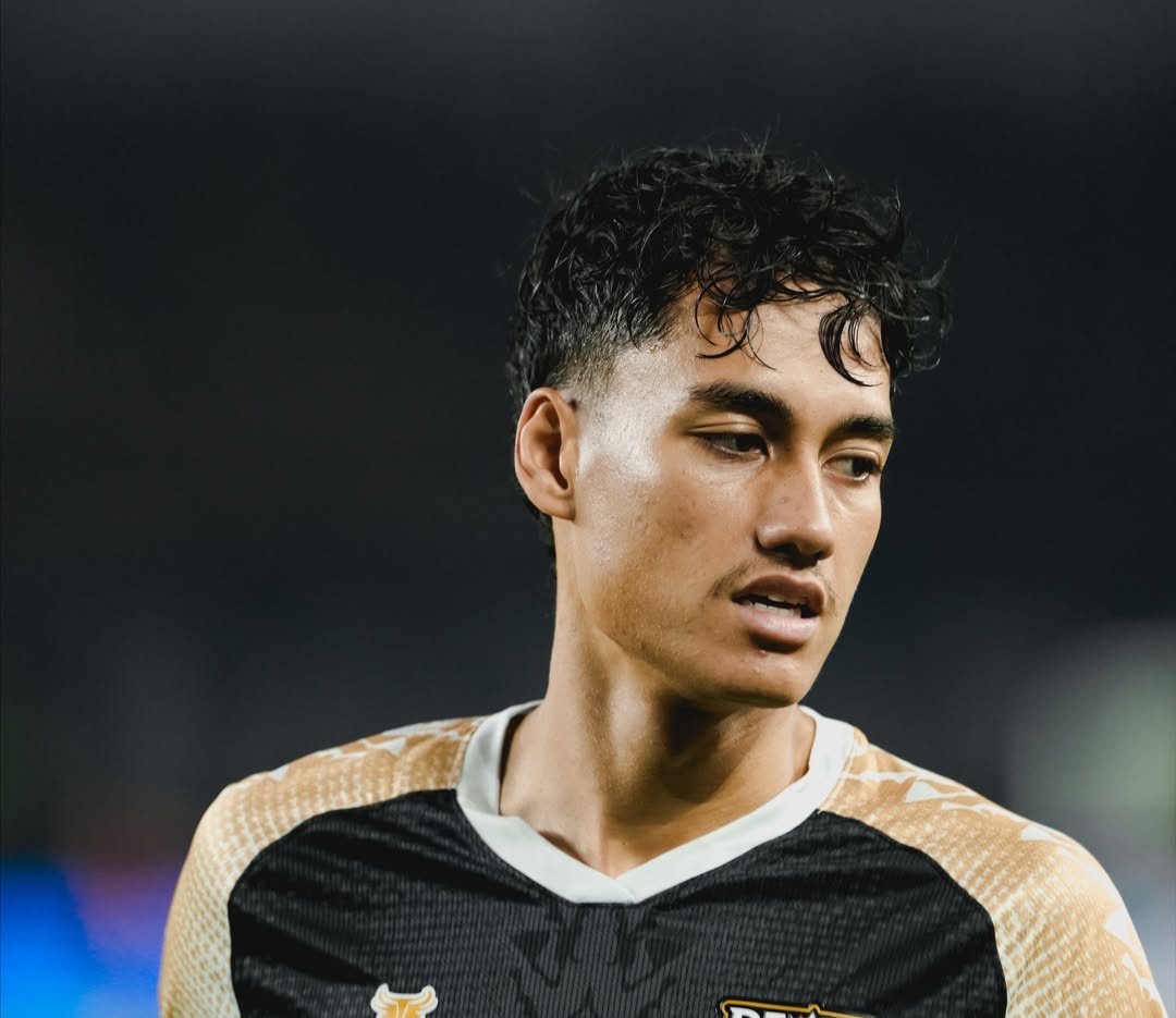 Seniman Bola tweet media