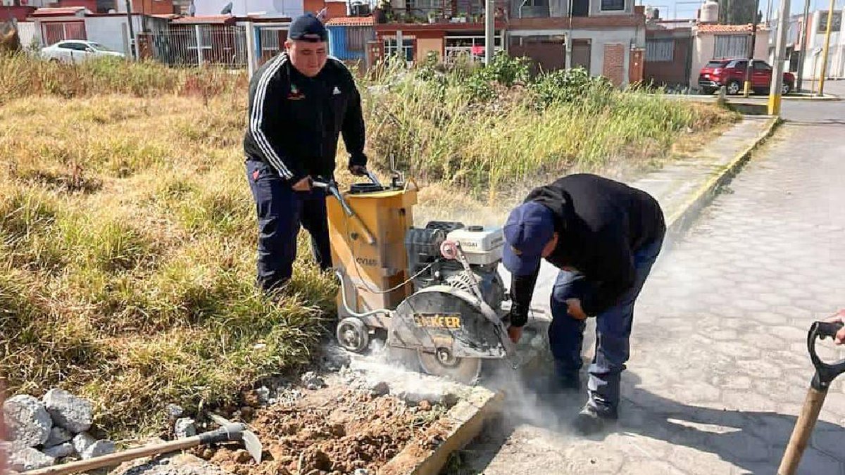 Gobierno de Alfonso Sánchez que Escucha y Resuelve Trabaja en Territorio para Mejorar la Infraestructura Urbana
monitorxpress.com/noticias/tlaxc…