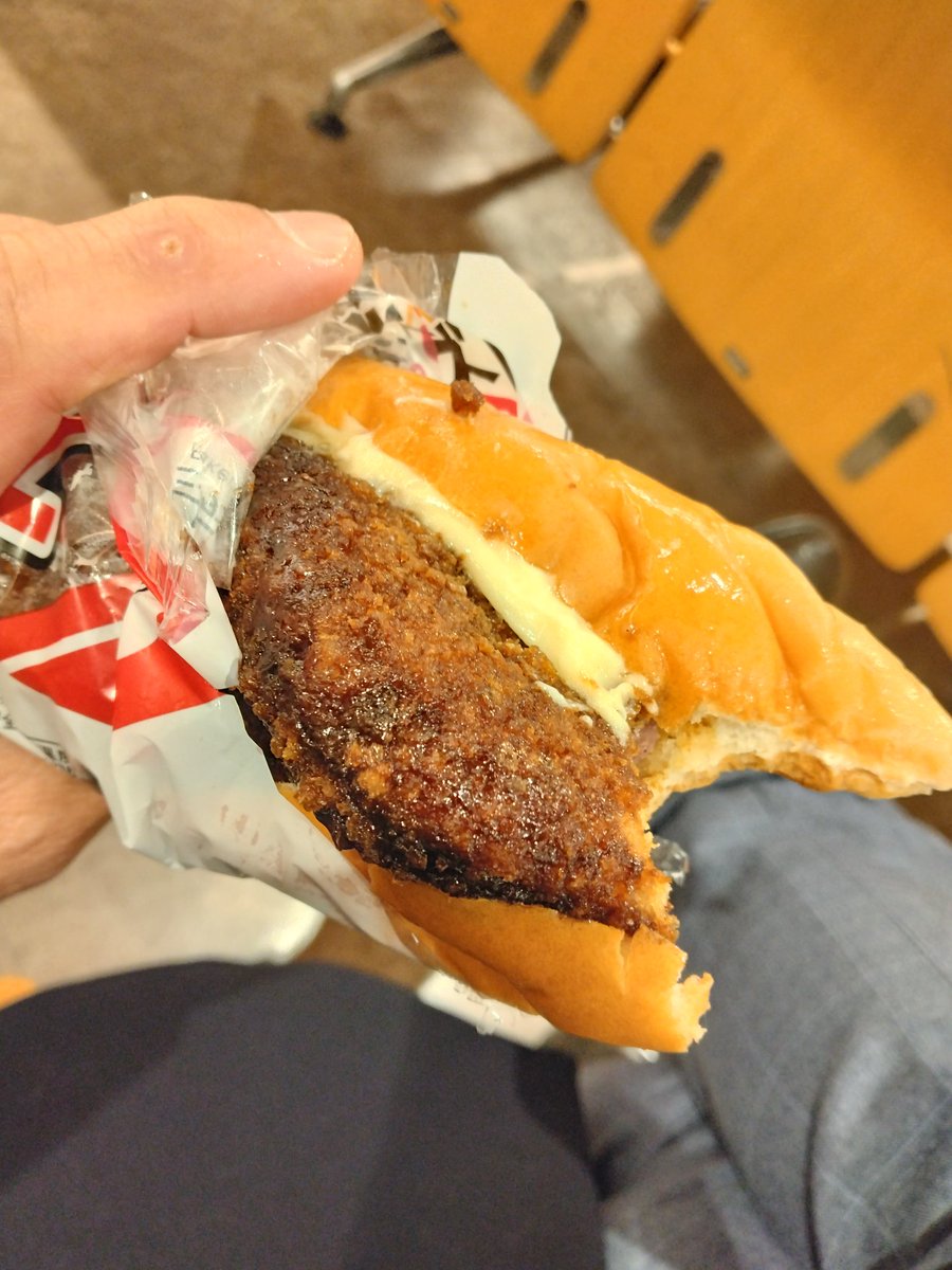 とぅくろー🛺 tweet media