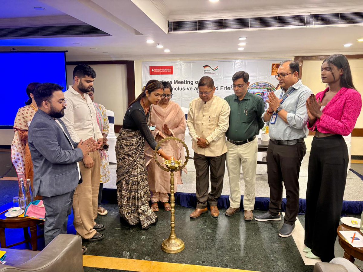 cini_india's tweet photo. “#genderinclusive and #childfriendly Safe City”, organized by CINI, bringing together key stakeholders - DCPU, CWC, Police, #NUHM, #jsacs, #RINPAS, and community representatives toward creating a safer and more inclusive city for children, women, and gender-diverse communities. https://t.co/GWeOkQ6TEH