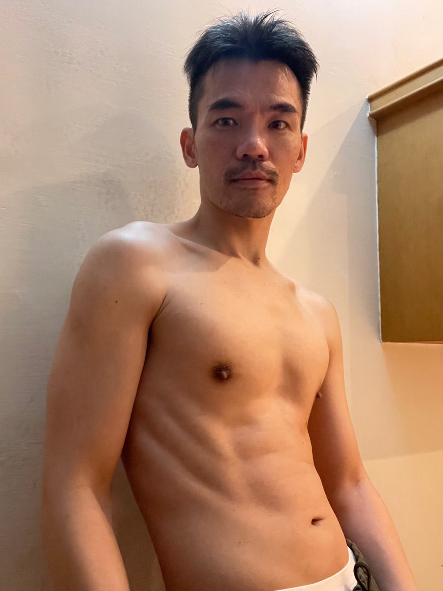 glook1069 tweet media