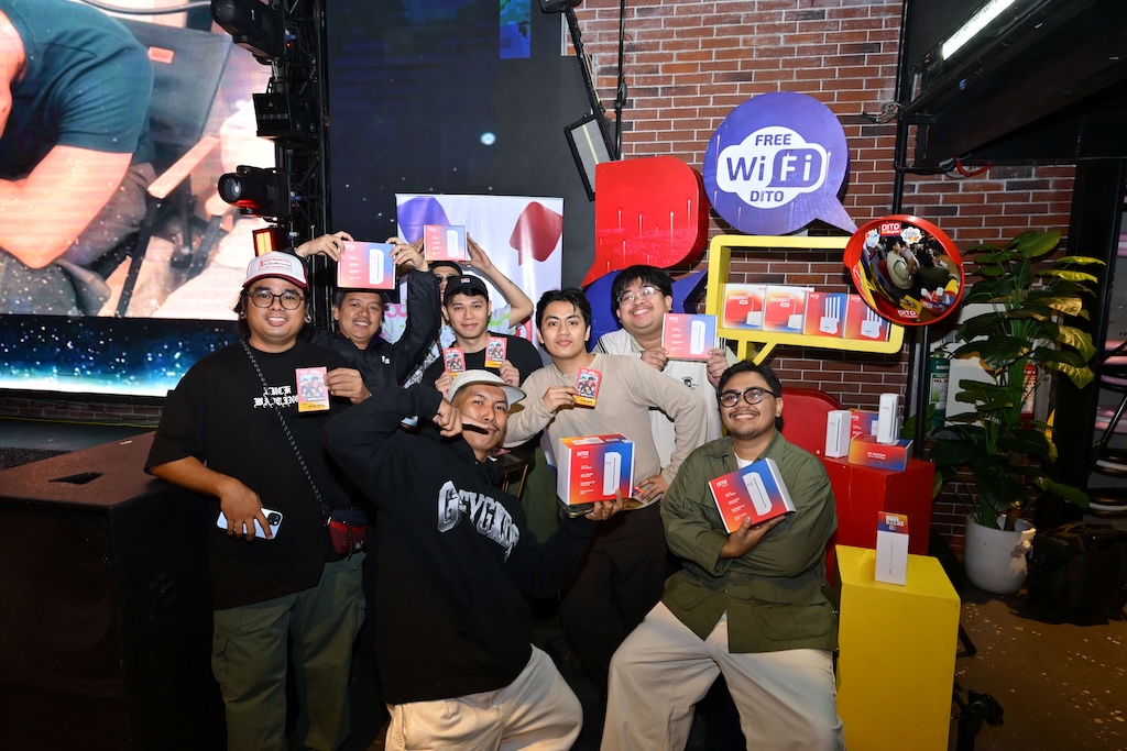 bobreyes's tweet image. SOUTH TRADING POST CELEBRATES TWO YEARS OF MERCHANT SUCCESS WITH SUPPORT FROM DITO BIZBAYAN

DETAILS via bobreyes.com/south-trading-…

#DITOPH #DITOBizBayan #DITOTelecommunity #SouthTradingPost #BobReyesDotCom #TheFilipinoTechExplainer