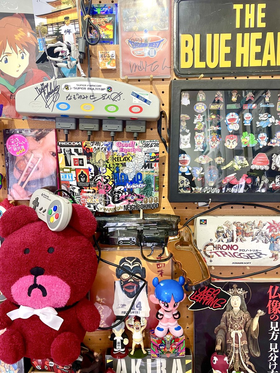 mograg gallery tweet media