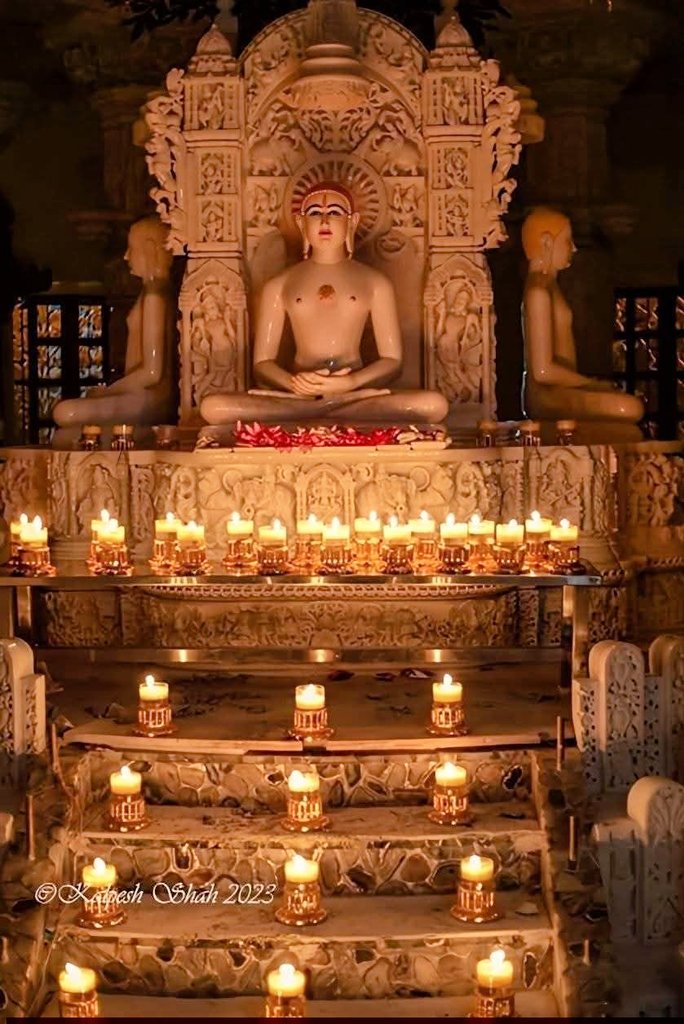 ✨ शुभ दर्शन 🔔
🙏श्री चौमुखी महावीर भगवान🌹
🛕नंदप्रभा रुजुवालिका जैन तीर्थ 🙏
केवलज्ञान भूमि, कटवालडीह,
झारखंड 17 की.मि, सम्मेत शिखरजी