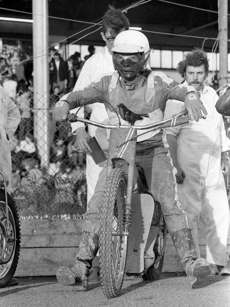 Happiness is 40-38 tweet media