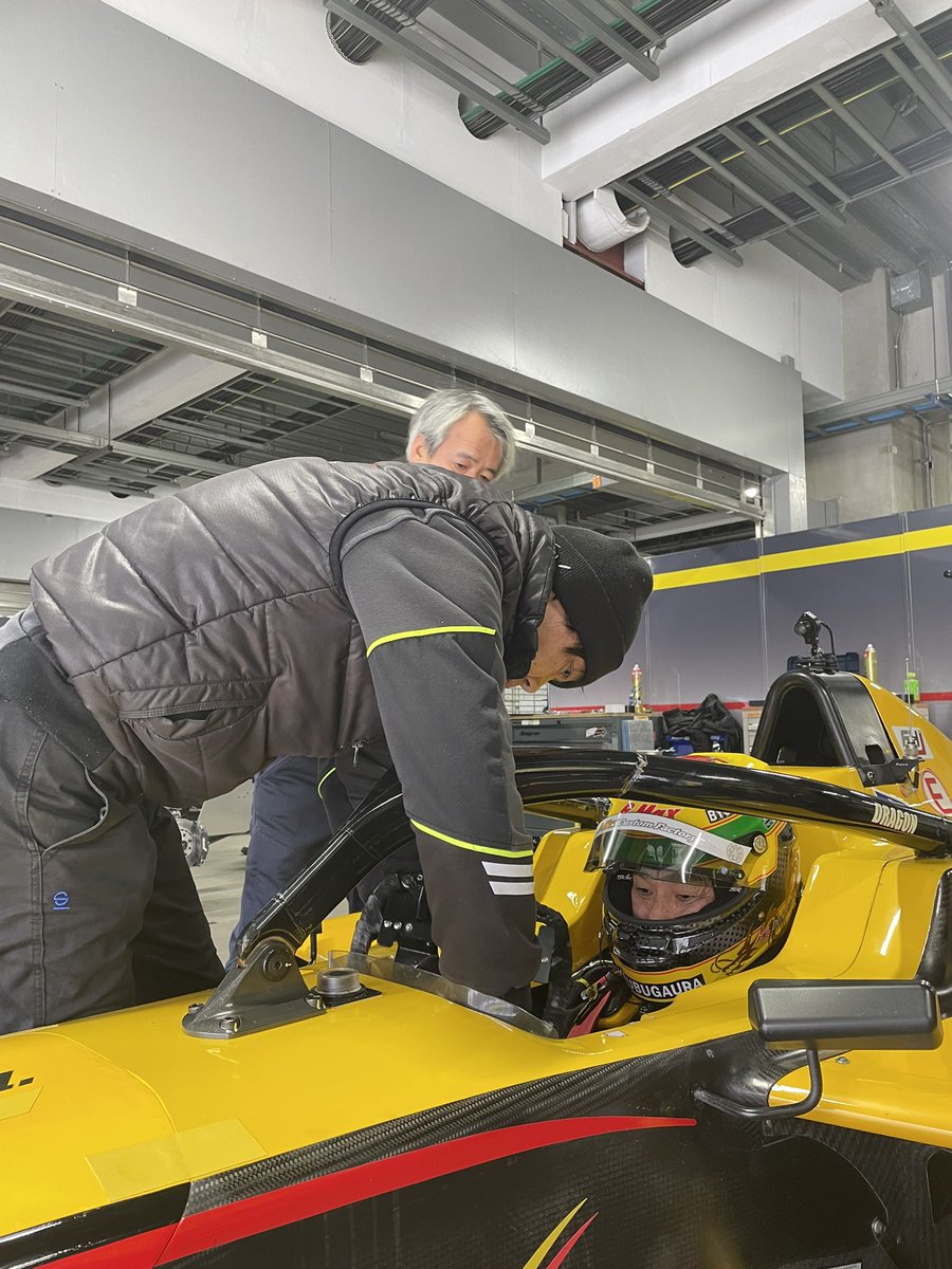 B-Max Custom Factory tweet media