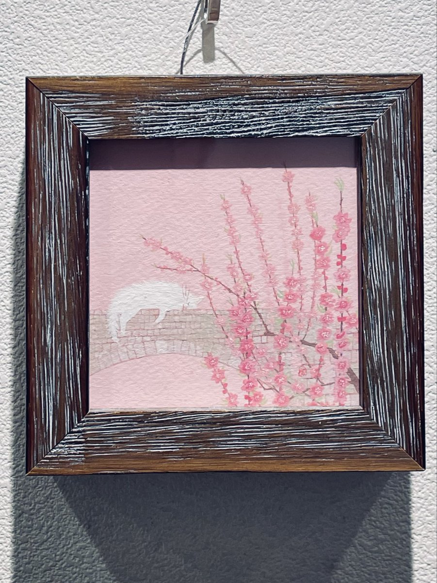 昨日お越しくださった皆さま、ありがとうございました。
本日も始まりました。
どうぞよろしくお願いします。
今展示では前回、飾った作品も3点ほどあります。