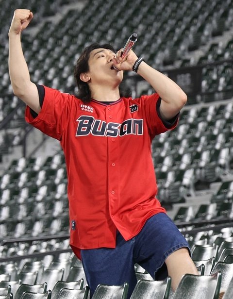 Ve 🍀💜 ⊙⊝⊜ | Unpiltered tweet media