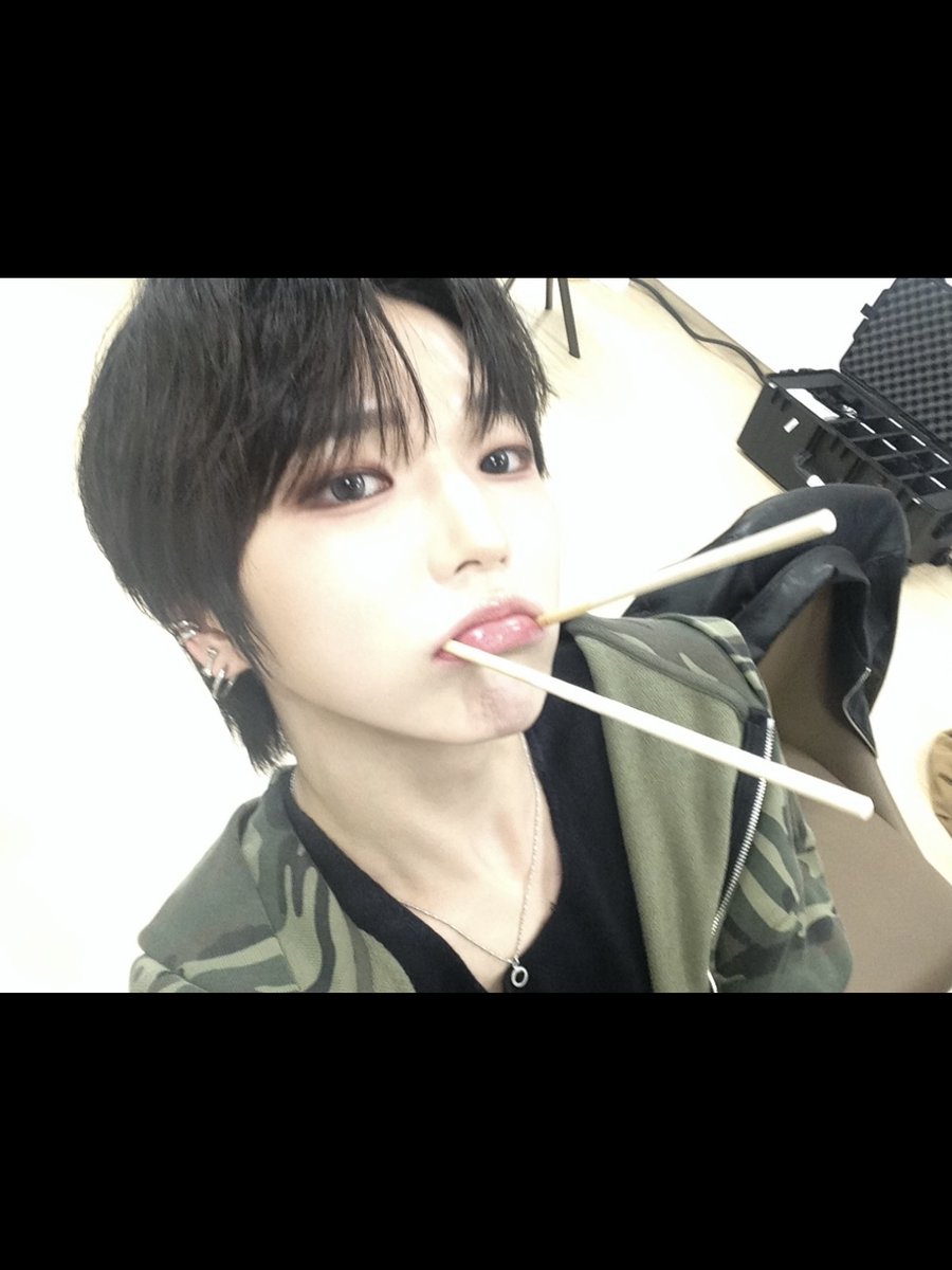 idntt_cosmo's tweet photo. 만두 입술 무뎌보자

#idntt #아이덴티티 #アイデンティティ
#unevermet #이재영 #leejaeyoung https://t.co/z51m0cBL0S