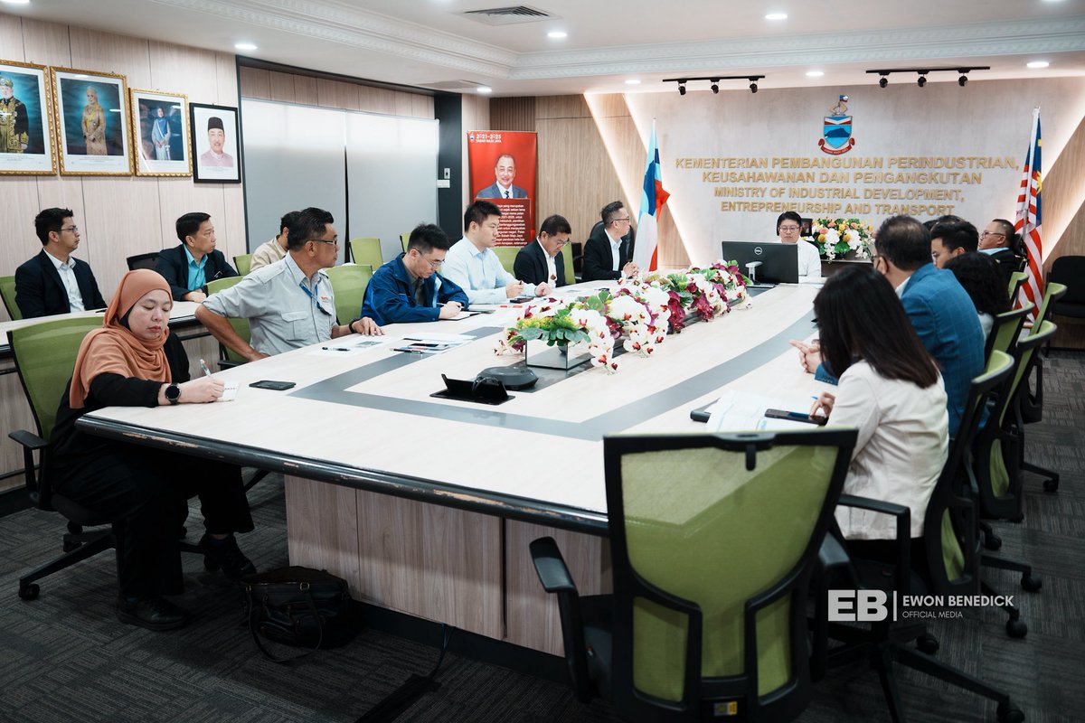 Ewon Benedick Official Media tweet media