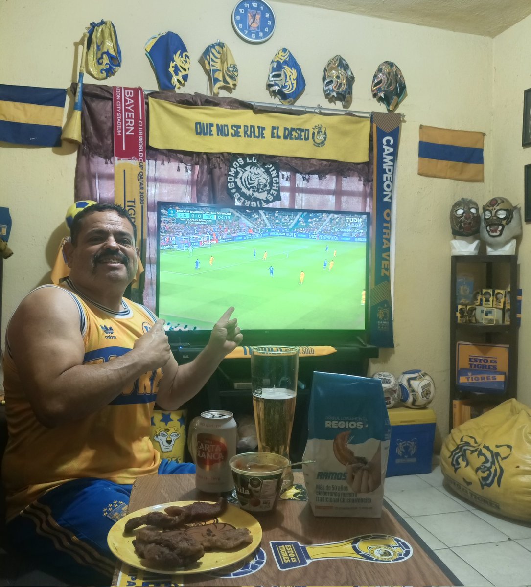 Listos para apoyar al equipo de mis amores Tigres de la UANL!! 
Vamos a sacar un buen resultado 
Una cartablanca chicharrón de la ramos arriba el norte!!
<a href="/AldoFariasGzz/">Aldo Farias</a>
<a href="/TUDNMEX/">TUDN MEX</a>
#TigresRadikales
#QueNoSeRajeElDeseo 
#ChampionsCup