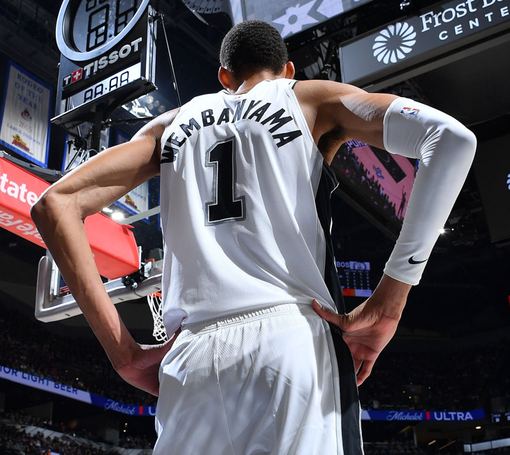 50 Nuances 🇺🇸🏀 tweet media