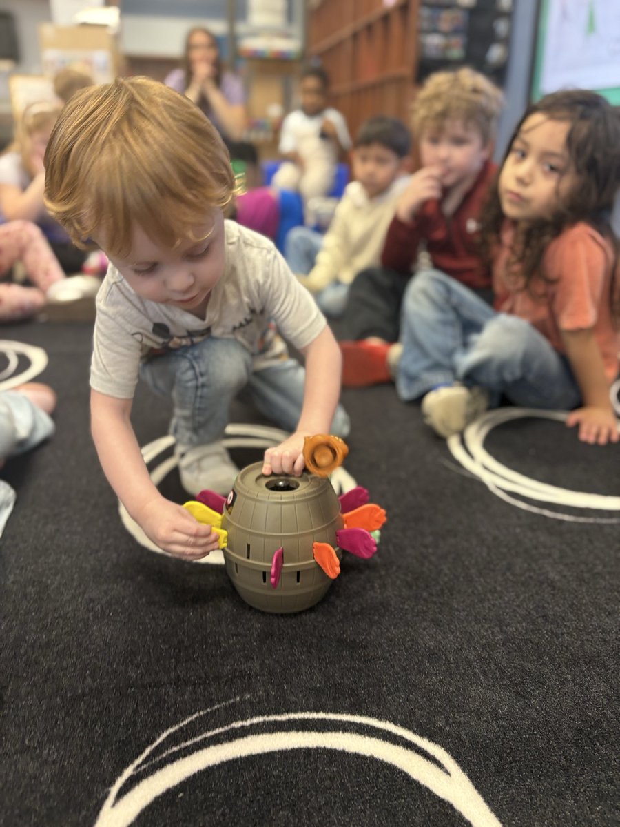 Mrs. Isom tweet media