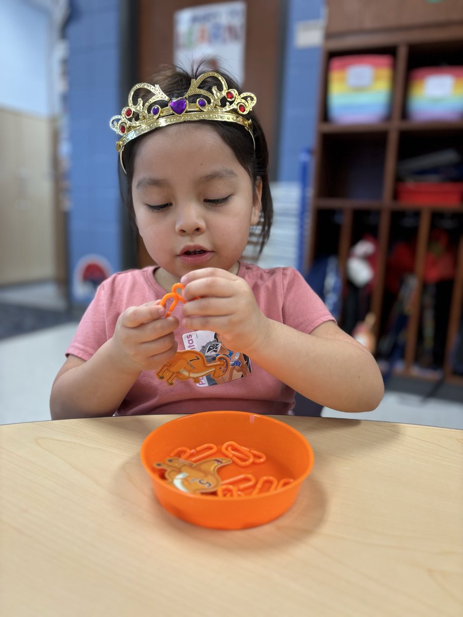 Mrs. Isom tweet media