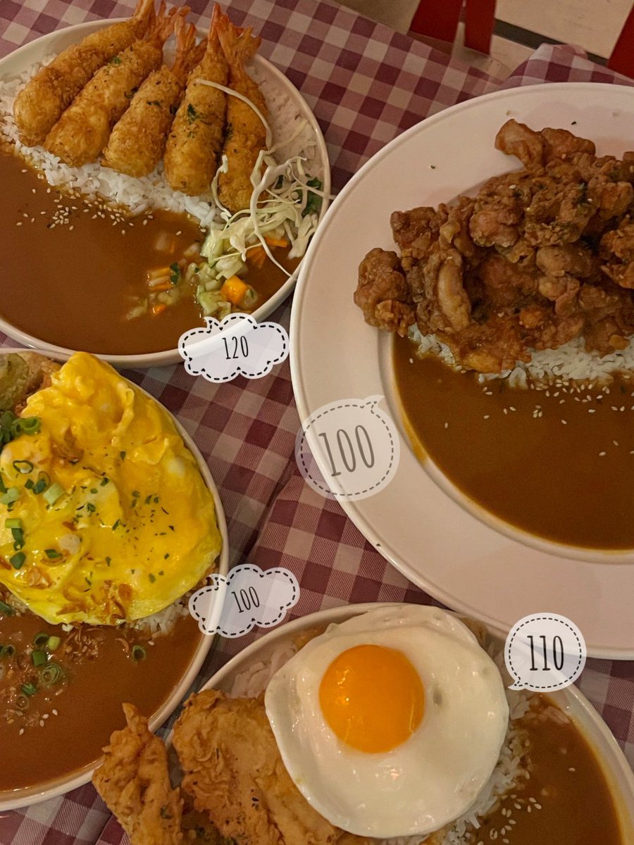 กระแส over pricing กำลังแรง 

ขณะที่เรามีร้านทรงสืบในดวงในใน list มากมาย 

เช่นข้าวแกงกะหรี่ TV champian จานนี้ 120 บ เติมข้าวเพิ่มได้ 1 ครั้งเติมแกงได้ 1 ครั้ง นอกตากรสขฝชาติดีแล้วราคาก็ถูกมากด้วย (เริ่มต้นจานละ 50บ แต่ถ้าอยากได้แบบเติมได้ เริ่มที่ 80) 

เราไปกัน 4 คน