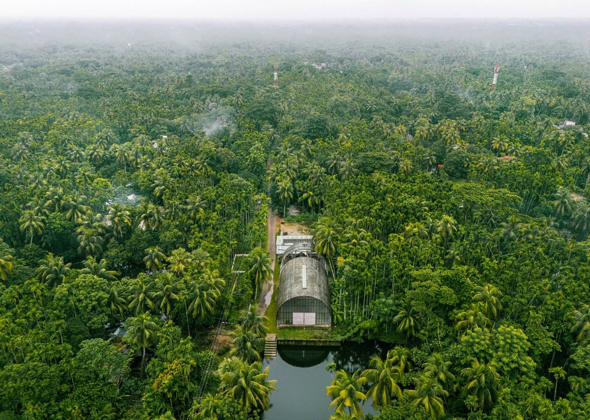 julaibib18's tweet photo. A unique mosque in Bangladesh https://t.co/n1tgn3NbPp