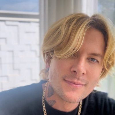Eu tô vendo o live action de One Piece e o Sanji é igualzinho o David Marx do Kemuel KKKKKKKKKKKKK