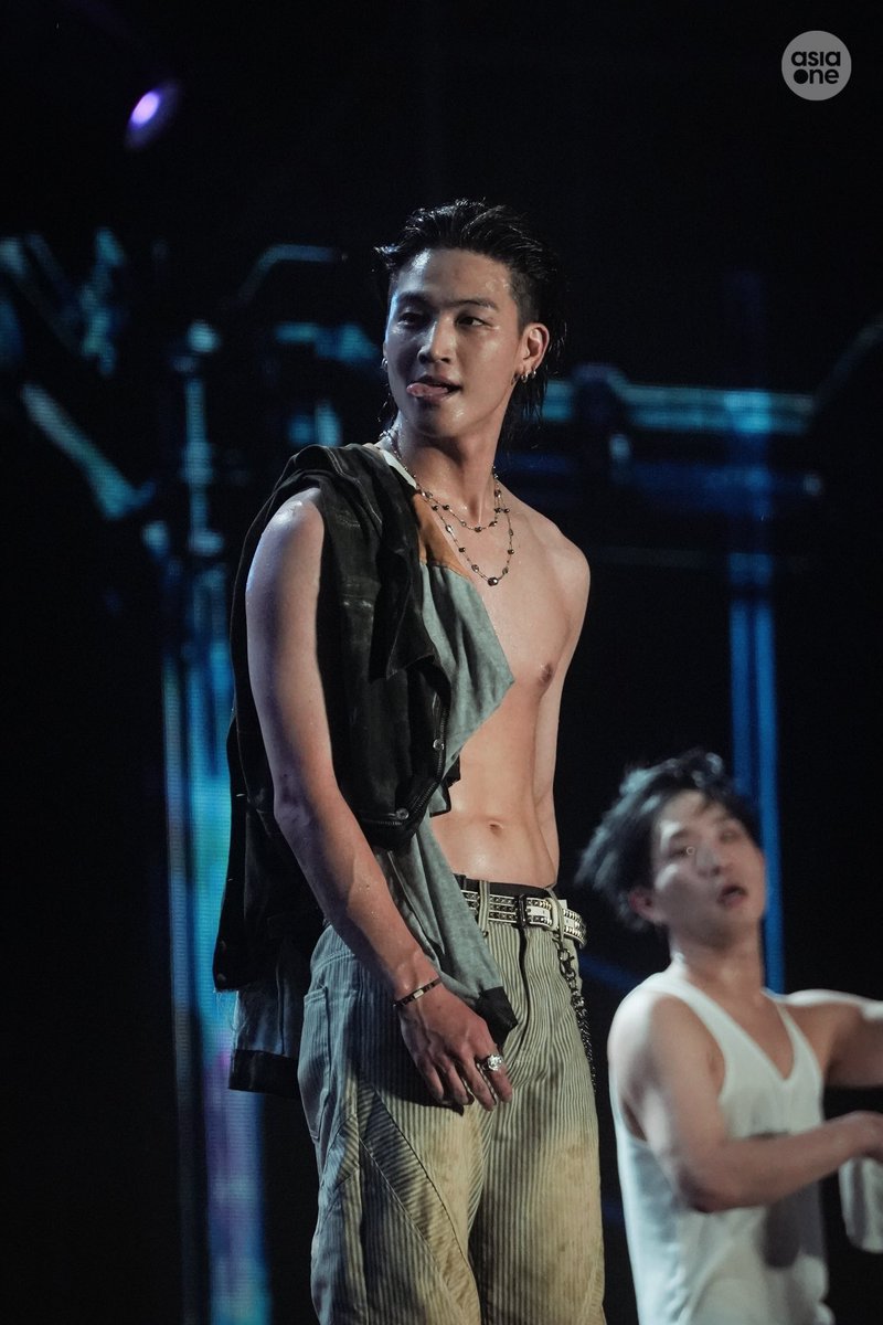 Morning🌤
Have a good day🌈
<a href="/jaybnow_hr/">JAY B</a> #JAYB