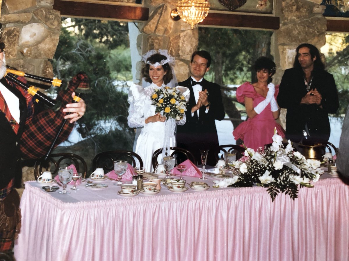 janewells tweet media