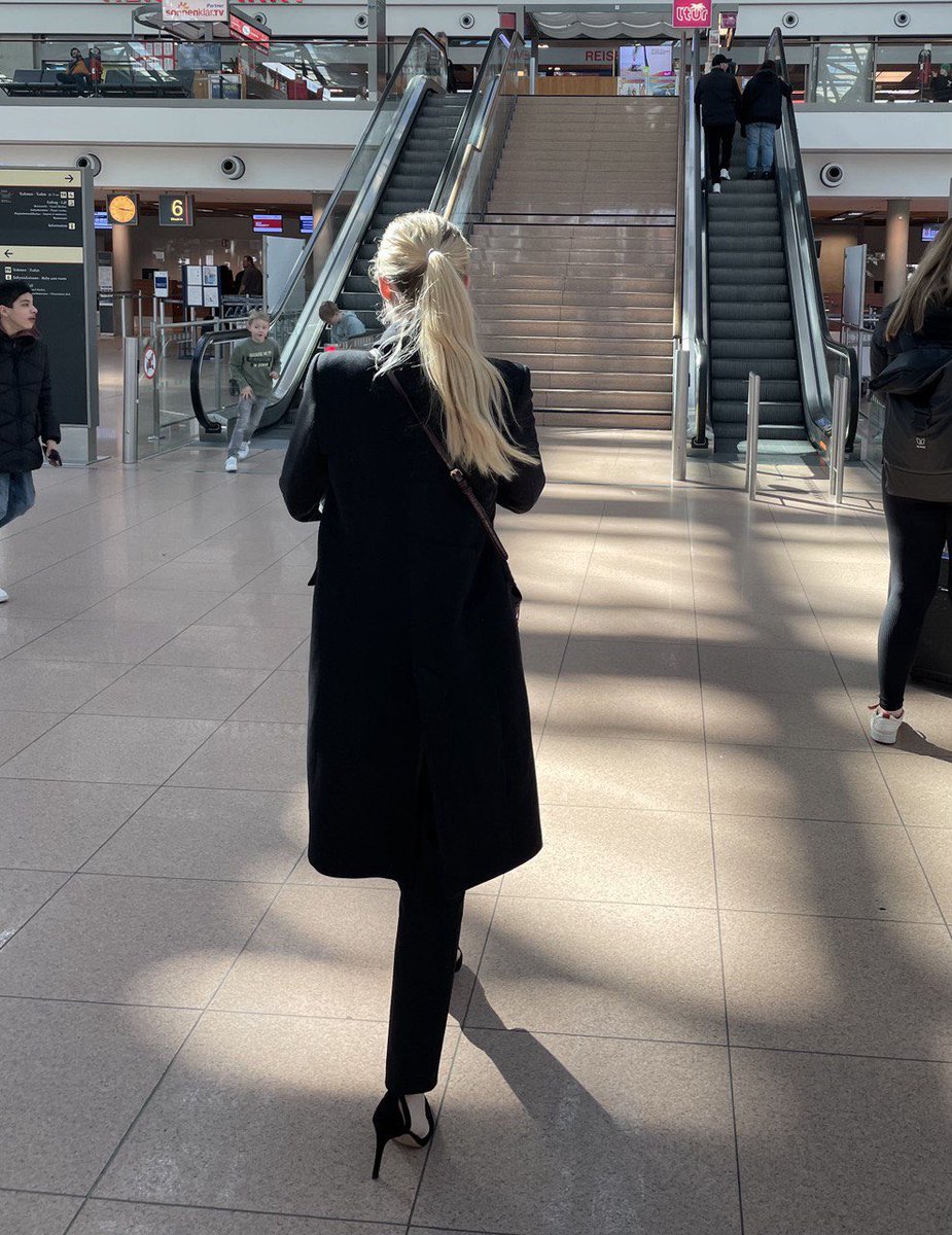 Karoline Gosling tweet media