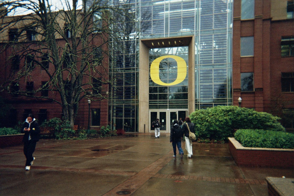 University of Oregon tweet media