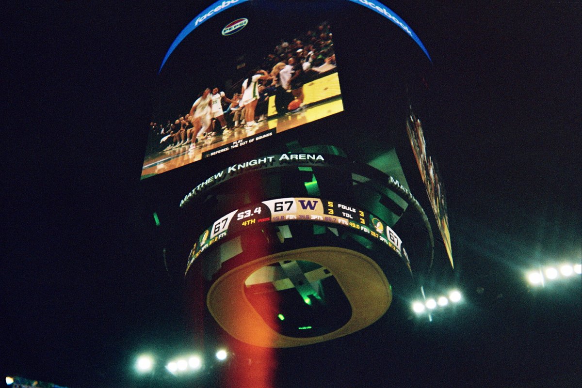 University of Oregon tweet media