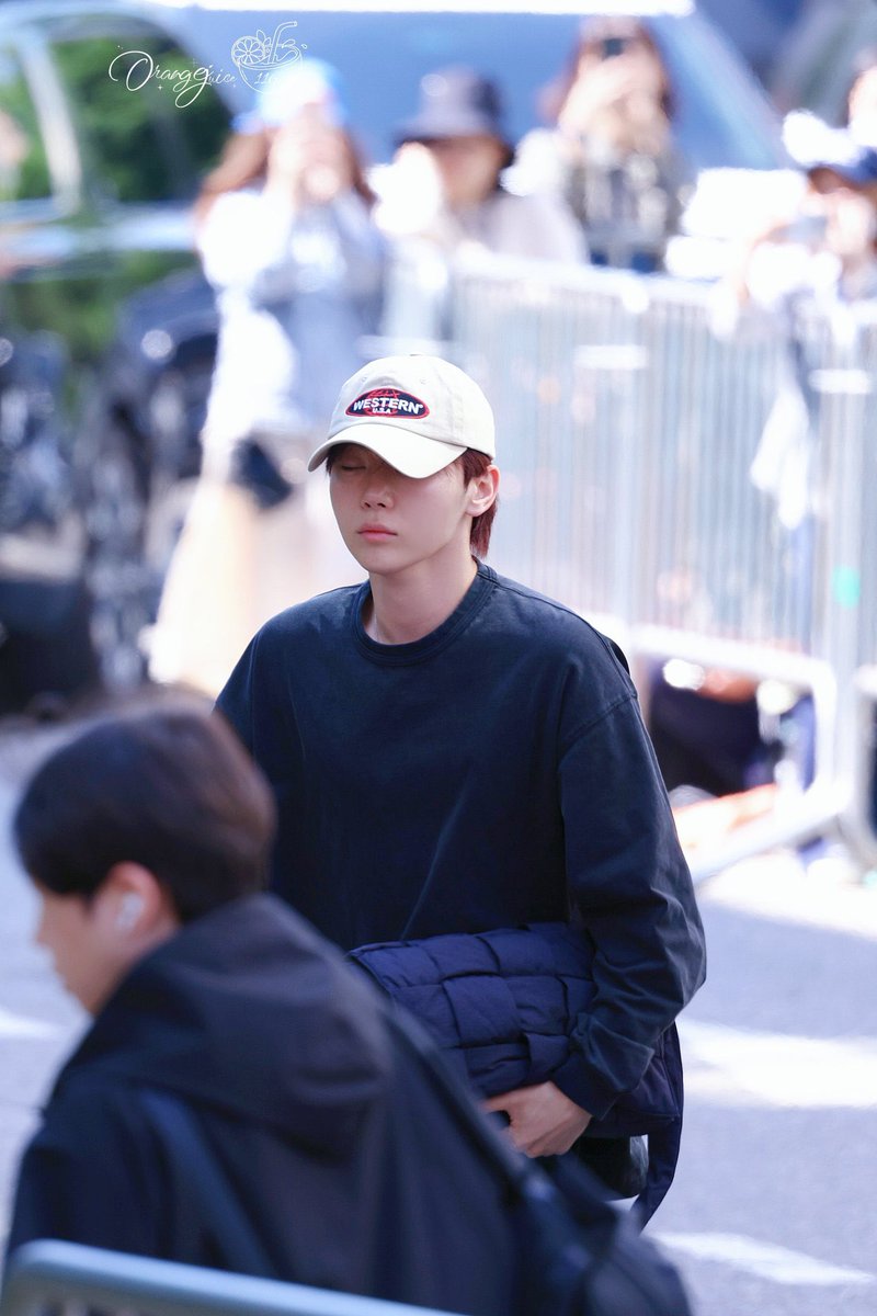 damback_sb's tweet photo. 부몽사몽 너무 귀엽지않니 https://t.co/KmUFVBd3pW
