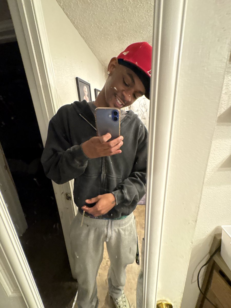 KalebSoileau2's tweet photo. cause wtf goin on ? 🤬 https://t.co/A60eWlBMR0
