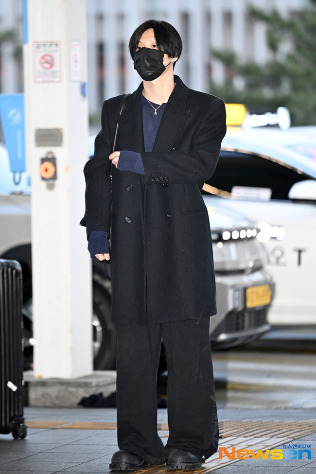 태민 ‘새 소속사에서 새로운 출발’[포토엔HD] sns.newsen.com/news_view.php?…