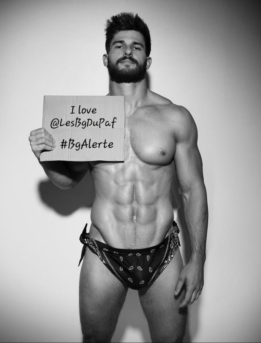 LesBgDuPaf's tweet image. #Model #Modeling #Modelling #Insta #Instagram Pit Syko, do me K.O. 😈🔞🔥 #LesBgDuPaf #BgAlerte 📺🚨