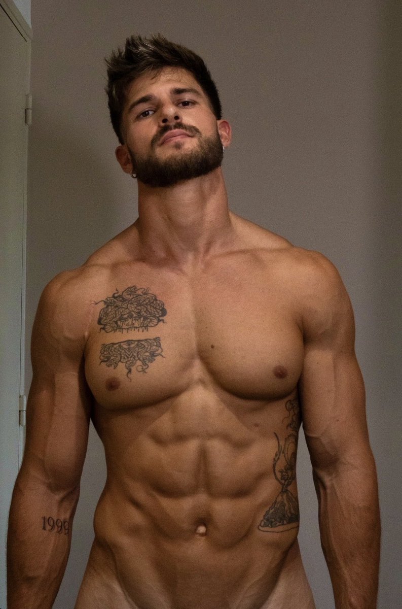 LesBgDuPaf's tweet image. #Model #Modeling #Modelling #Insta #Instagram Pit Syko, do me K.O. 😈🔞🔥 #LesBgDuPaf #BgAlerte 📺🚨