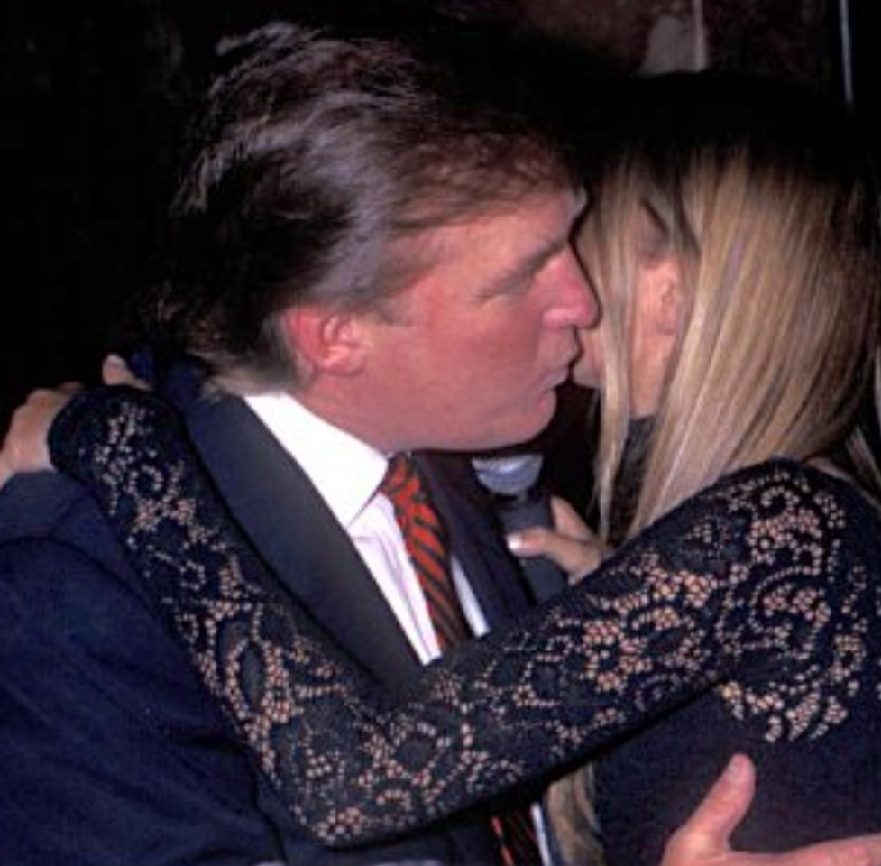 MuhammadUz86068's tweet photo. @FoxNews And Donald drum is a rapist president. https://t.co/PD62C7KbeV