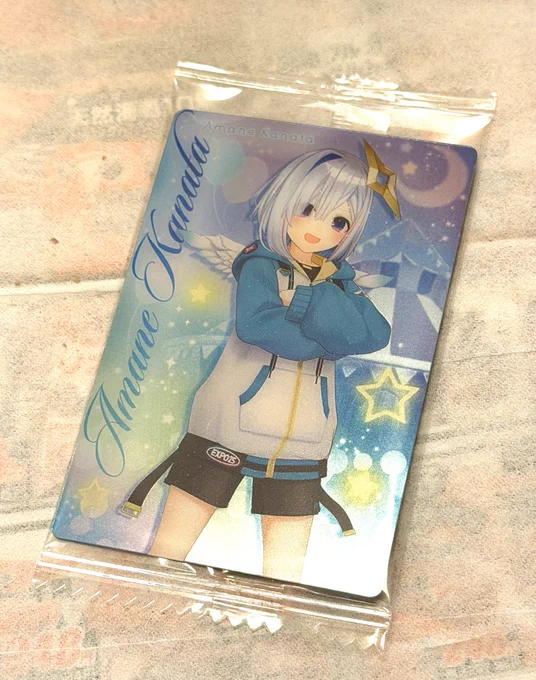かなたそ、出ました 1箱20枚入りの、20枚目でようやくw 裏面…これ、いつ書いたんだろう… 泣いてまうよ…