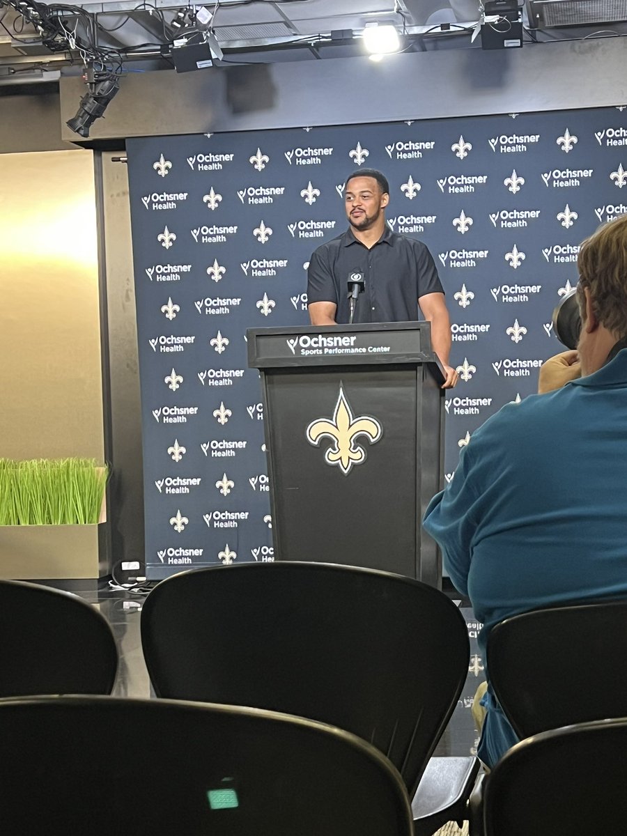 Willie - WCF tweet media