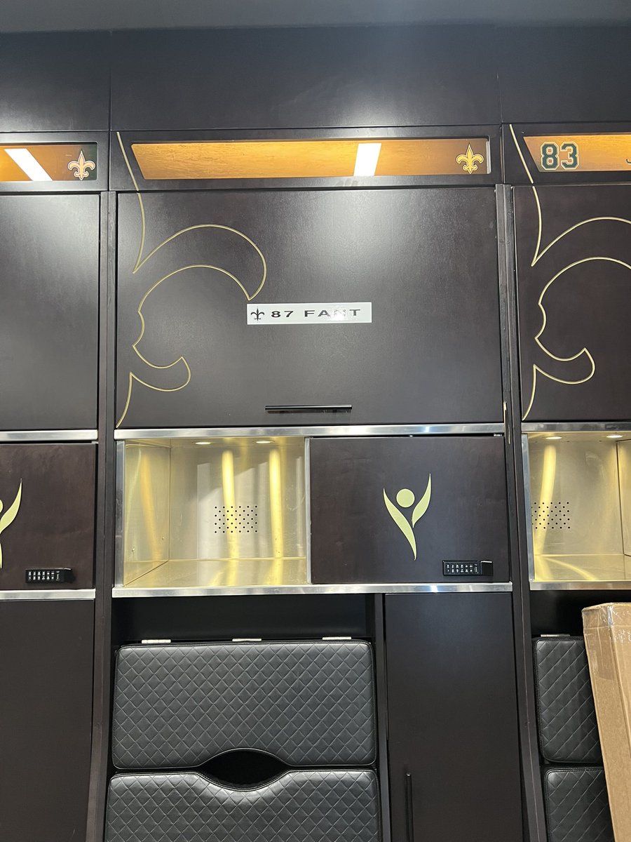 Willie - WCF tweet media