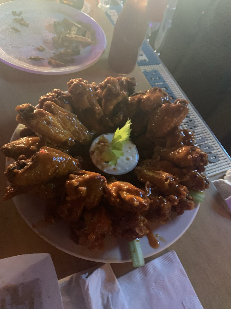 onlyifhea53's tweet photo. @ChefReactions Nine eleven tavern. https://t.co/39ELmXWC28