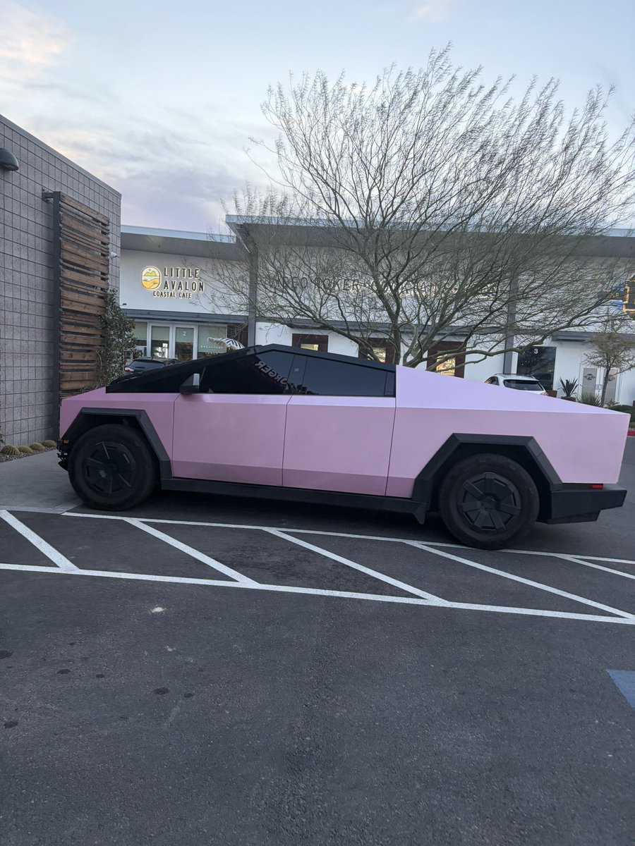 Ronnie V. tweet media