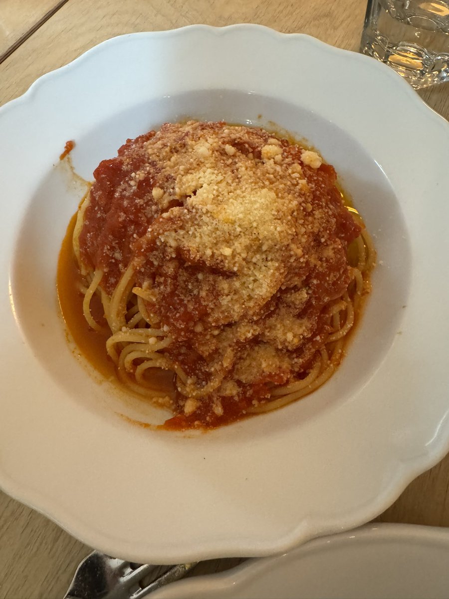 Chris Lama tweet media