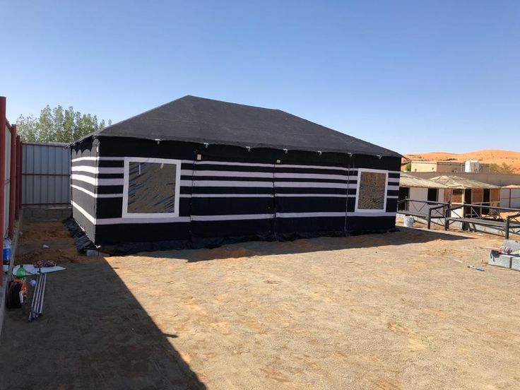 خيام ملكية فاخرة 
تصاميم راقية تجمع بين الأصالة والفخامة مثالية للمناسبات والاستراحات وتضيف هيبة وجمال على المكان

#خيام_ملكية

📞🟢📱 wa.me/966537447407  
🌐 mizalaatwakhiamalriyad.com
"طريق السعوديه"
"دوريات الامن"
"فوز القادسيه"
"الجمعه الاخيره"