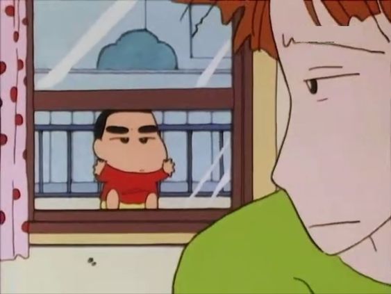 窓の外からじっと見つめるしんのすけ mtbrs.net/ps_retrocrashi…