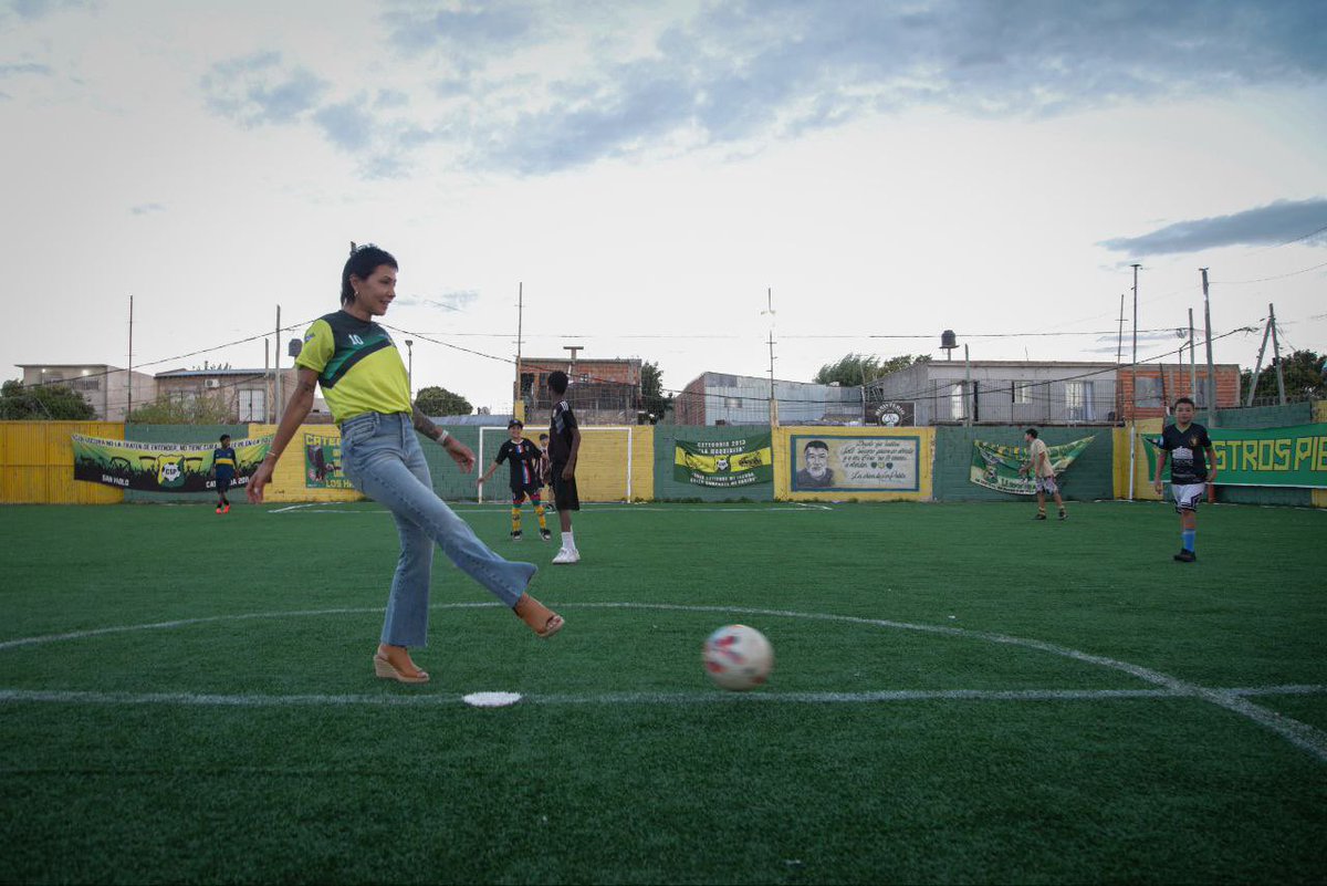 Mayra Mendoza ☀️ tweet media