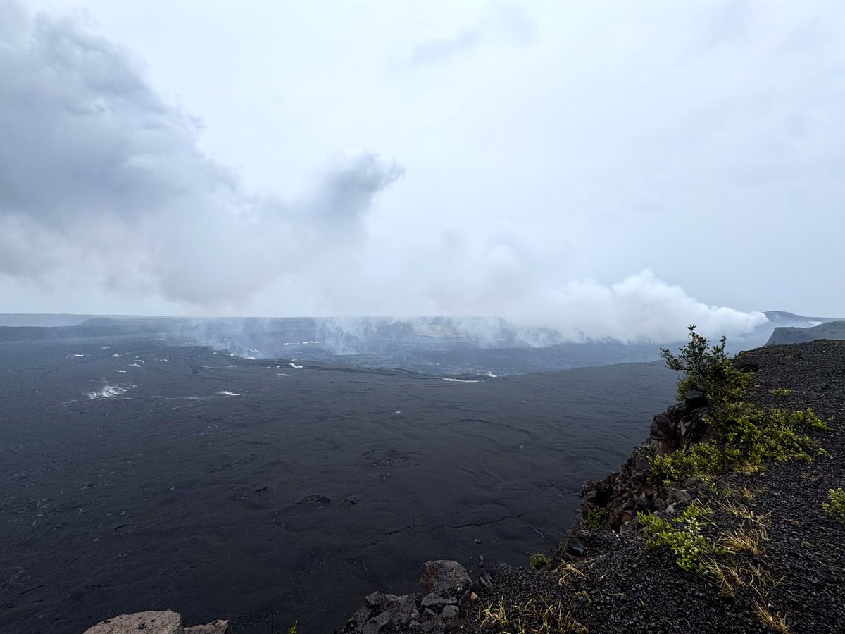 Hello from Hawaii's Volcanoes National Park 🌋