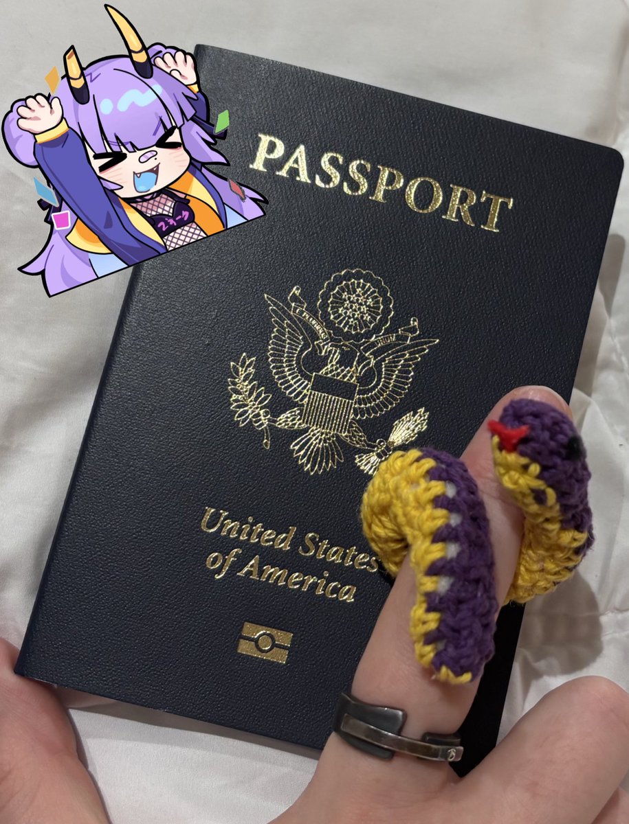 Ari!🐍💛 | Snektuber!!! 💜 tweet media