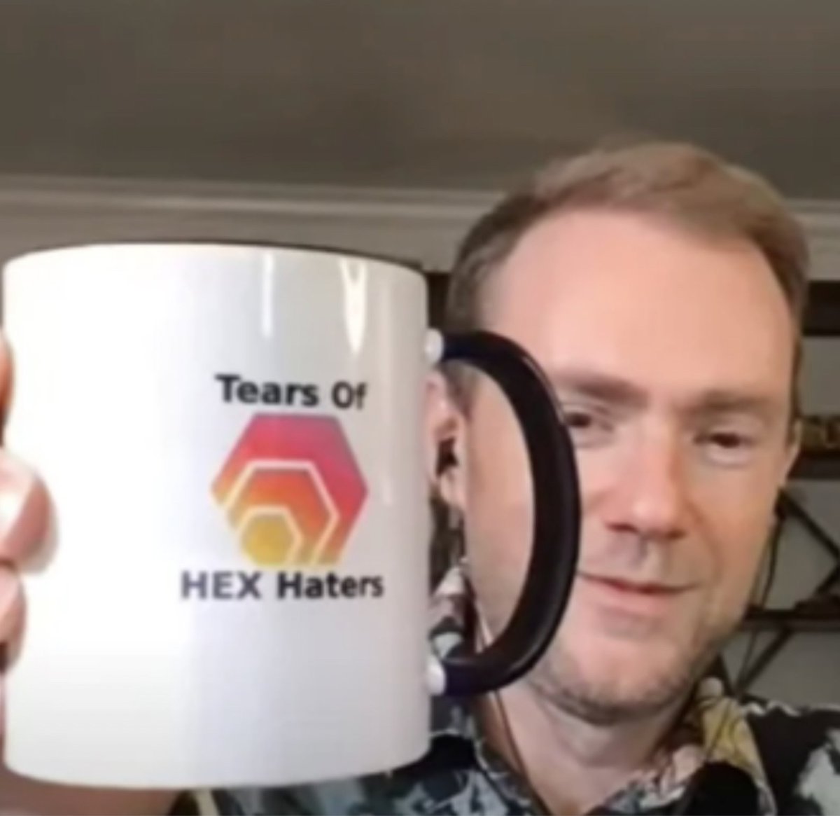 Simple Waters tweet media