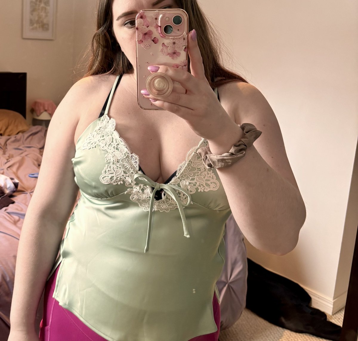 Pink Julie 🌸 tweet media