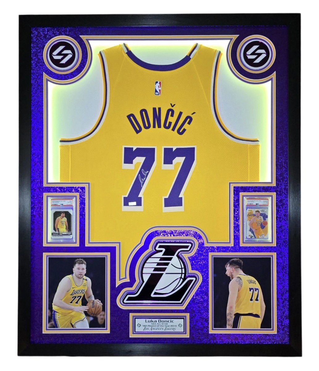 PlayoffLakers tweet media