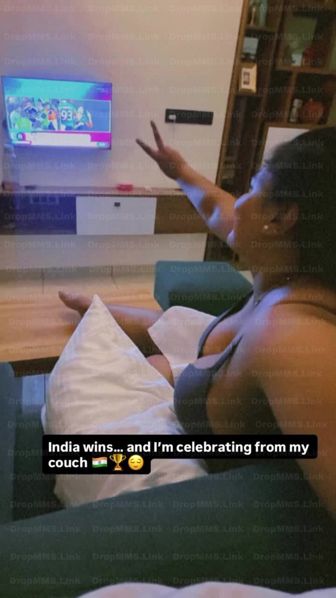 Padakalam2's tweet photo. Sara ♥️ 
#indiacricket 
#winner 
#sara
#storiesofsara
#CricketFever https://t.co/8lc5yPypc3