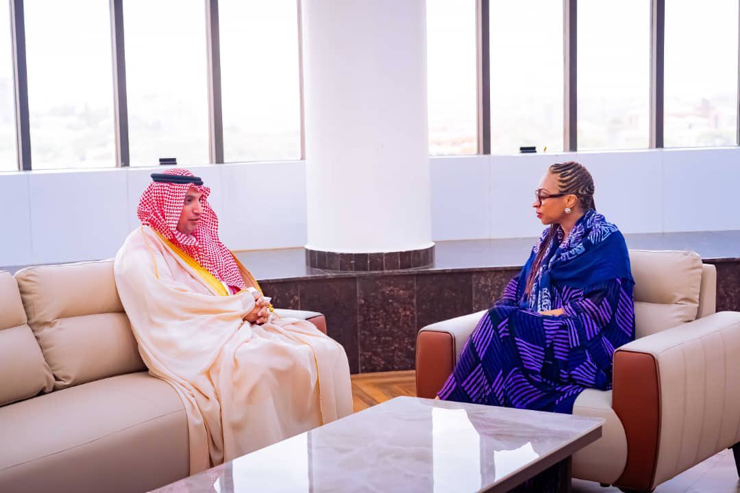 KSAembassyNG's tweet photo. التقى سعادة السفير يوسف بن محمد البلوي بمعالي الدكتورة أولاجوموكه أومونيي أودووولي وزيرة الصناعة والتجارة والاستثمار في جمهورية نيجيريا الاتحادية في مكتب معاليها في الوزارة وجرى خلال اللقاء استعراض أوجه التعاون في المجالات الصناعية والتجارية والاستثمارية والاتفاق على مواصلة المفاوضات المتعلقة بعدد من الاتفاقيات ومنها بينها اتفاقية حماية وتشجيع الاستثمار وتفعيل مجلس الأعمال السعودي النيجيري.

His Excellency Ambassador Yousef bin Mohammed AlBalawi met with Her Excellency Dr. Olajumoke Omoniyi Oduwole, Nigeria’s Minister of Industry, Trade and Investment, at her office in Abuja.
The meeting reviewed cooperation in the industrial, trade, and investment sectors and discussed continuing negotiations on several agreements, including the Investment Promotion and Protection Agreement, as well as activating the Saudi–Nigerian Business Council.