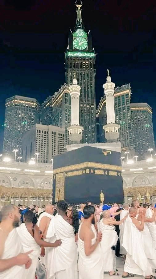 𝗦𝗛𝗔𝗭𝗨 𝗞𝗛𝗔𝗡 tweet media