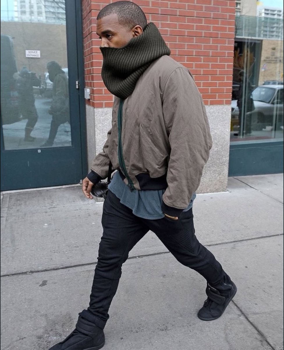 catalogging's tweet photo. A.P.C x Kanye West Ski Mask FW14 https://t.co/wMGFAzTiac